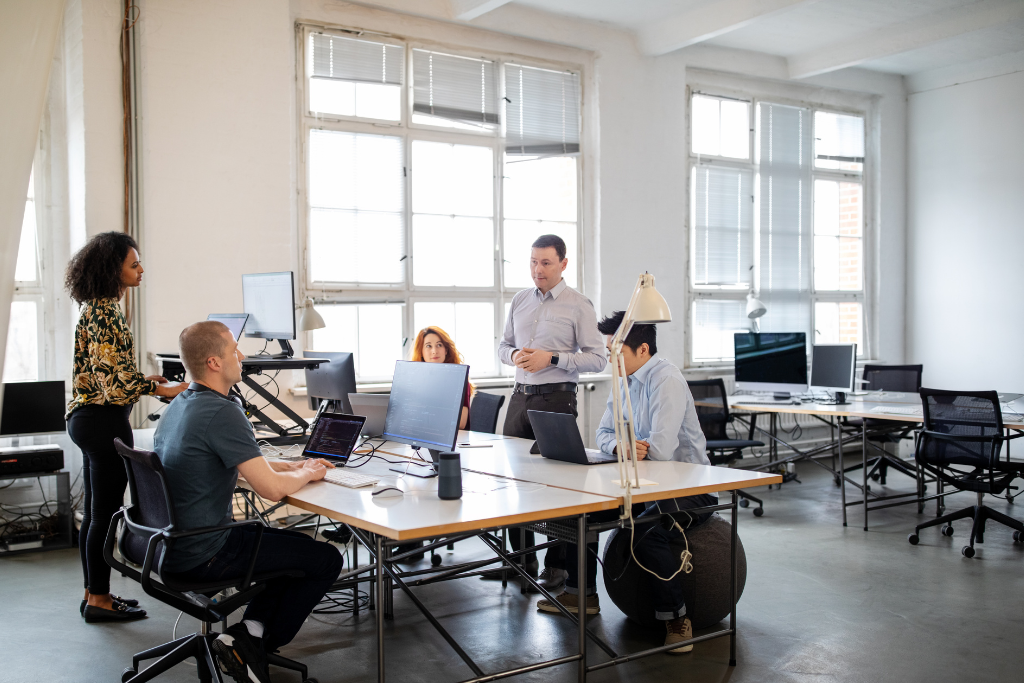 How To Communicate With Your Virtual Assistant?